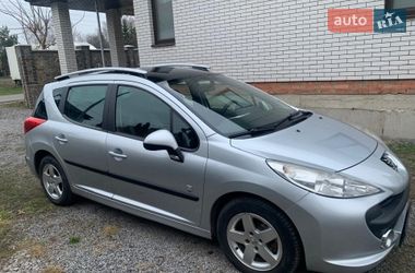 Универсал Peugeot 207 2009 в Калиновке