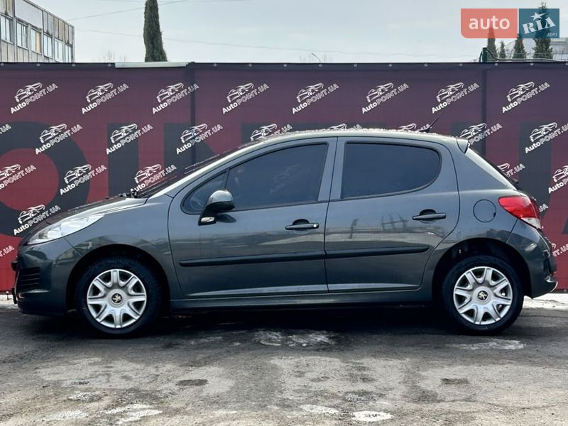 Хетчбек Peugeot 207 2010 в Сумах