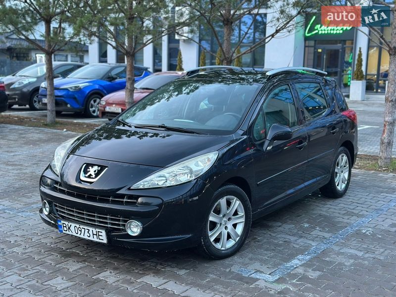 Универсал Peugeot 207 2009 в Ровно