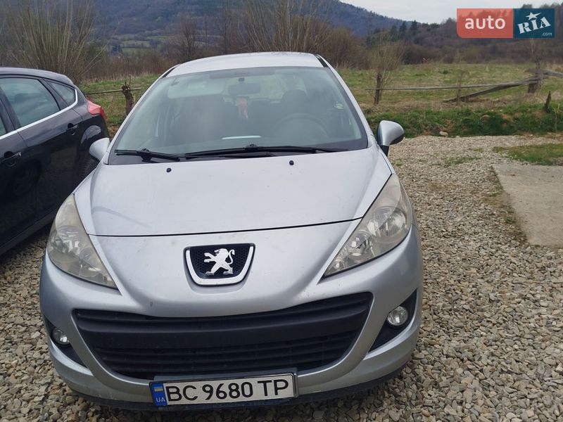 Peugeot 207 2010
