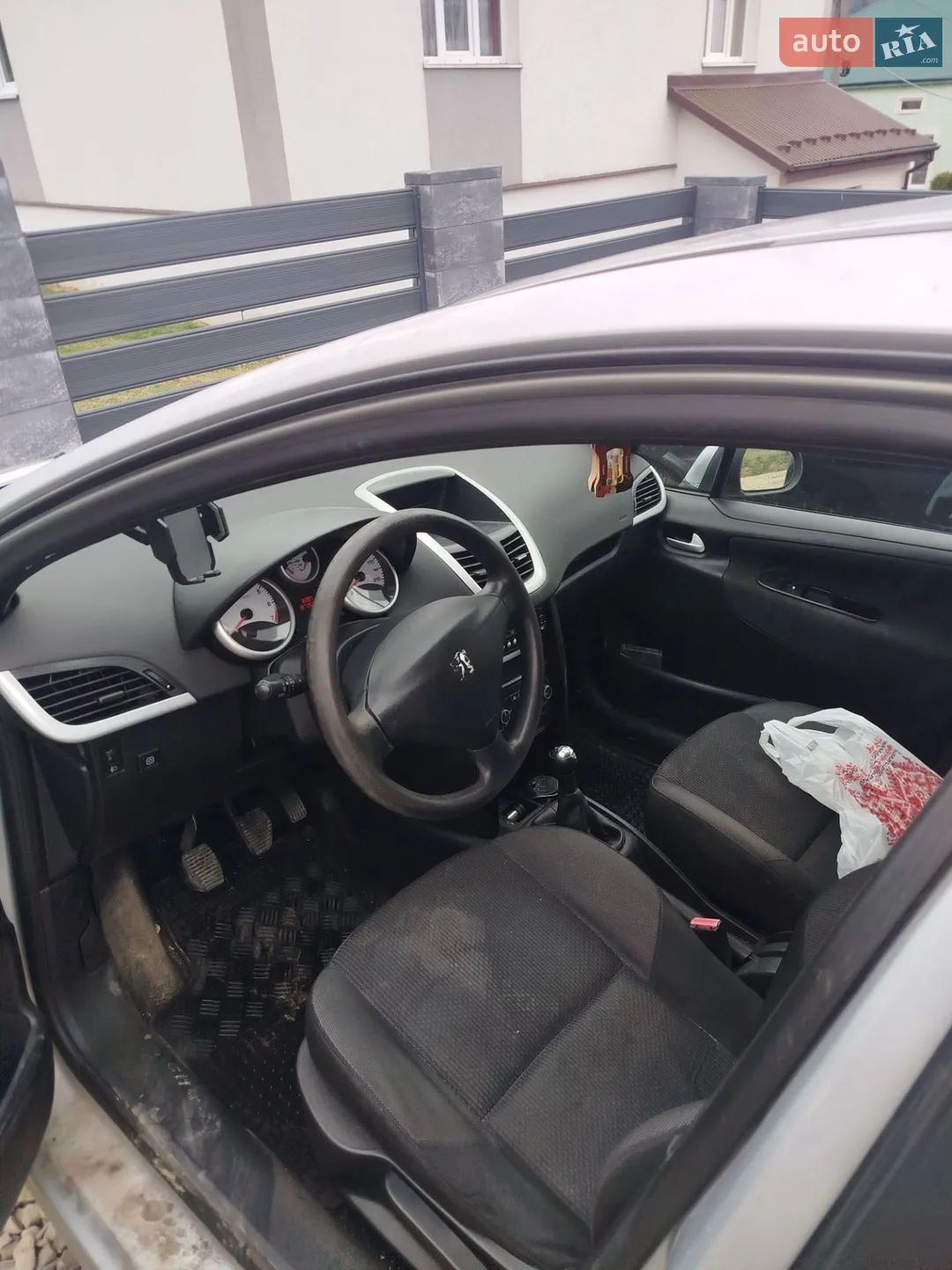 2010 Peugeot 207 - мініатюра 12