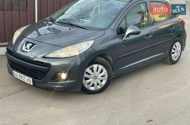 Хэтчбек Peugeot 207 2010 в Киеве