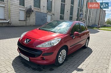 Хэтчбек Peugeot 207 2007 в Киеве