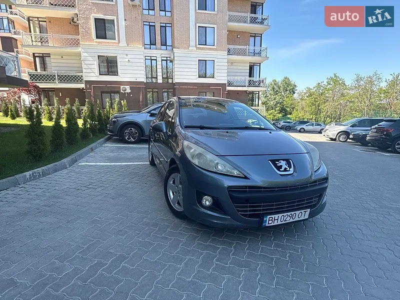 Peugeot 207