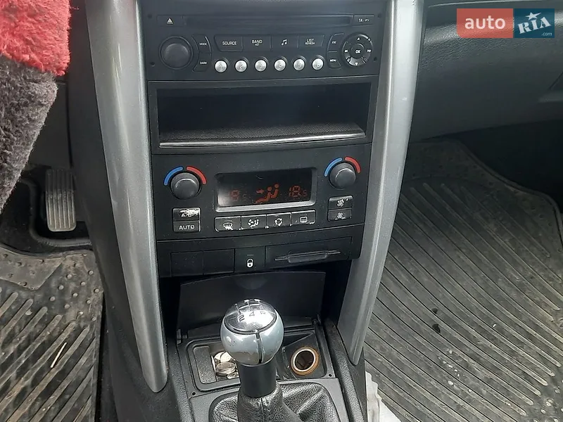 Peugeot 207 2006