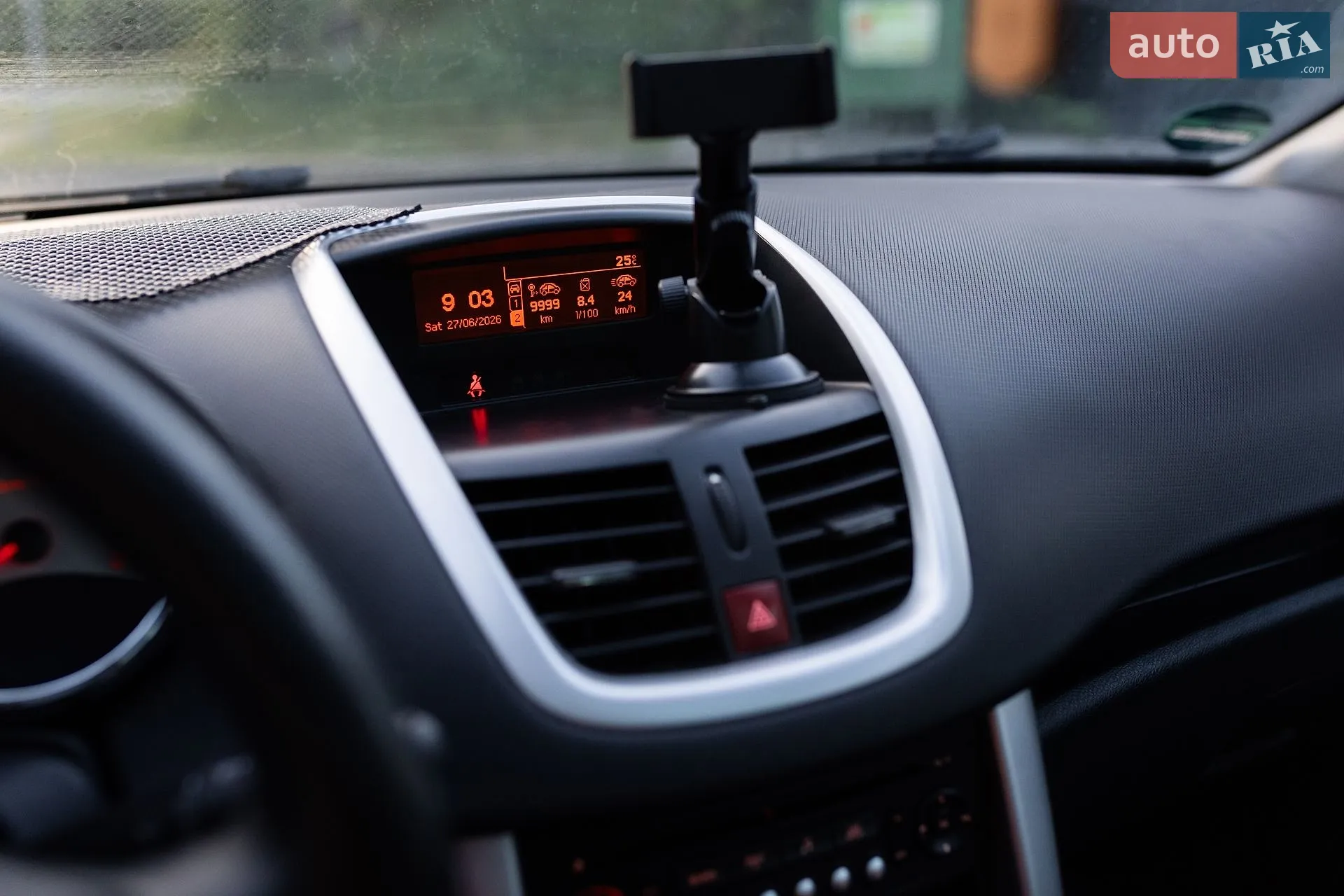 2010 Peugeot 207 - мініатюра 8