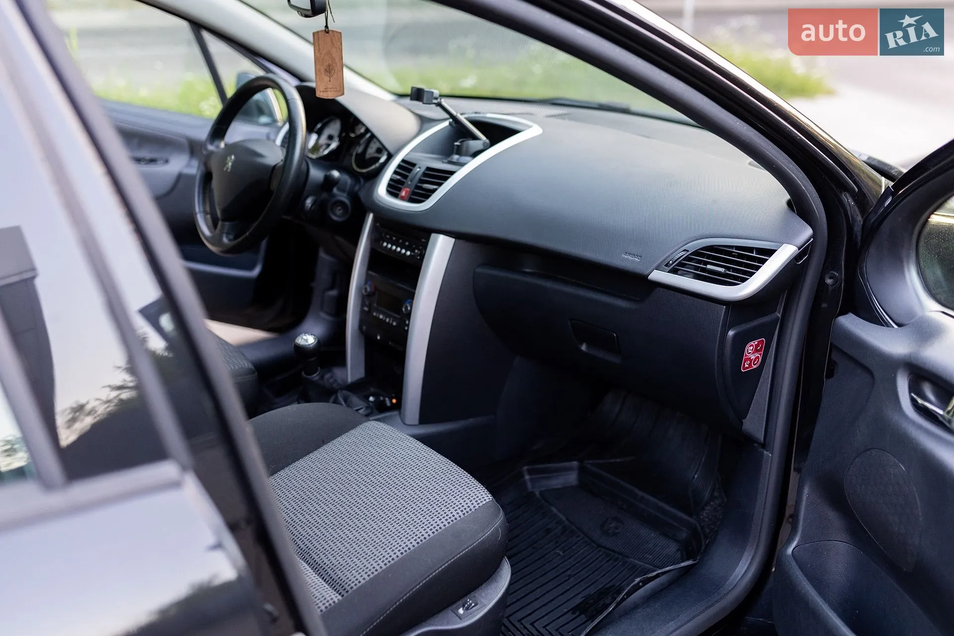 2010 Peugeot 207 - мініатюра 13
