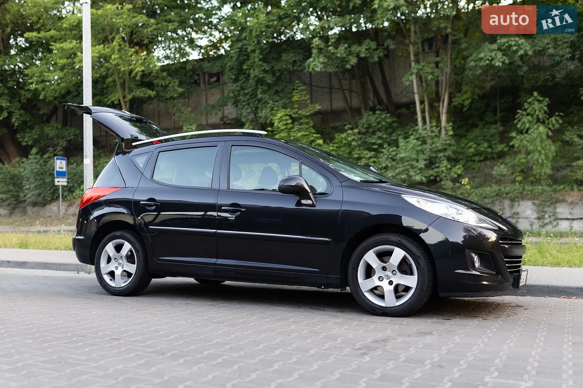 2010 Peugeot 207 - мініатюра 18