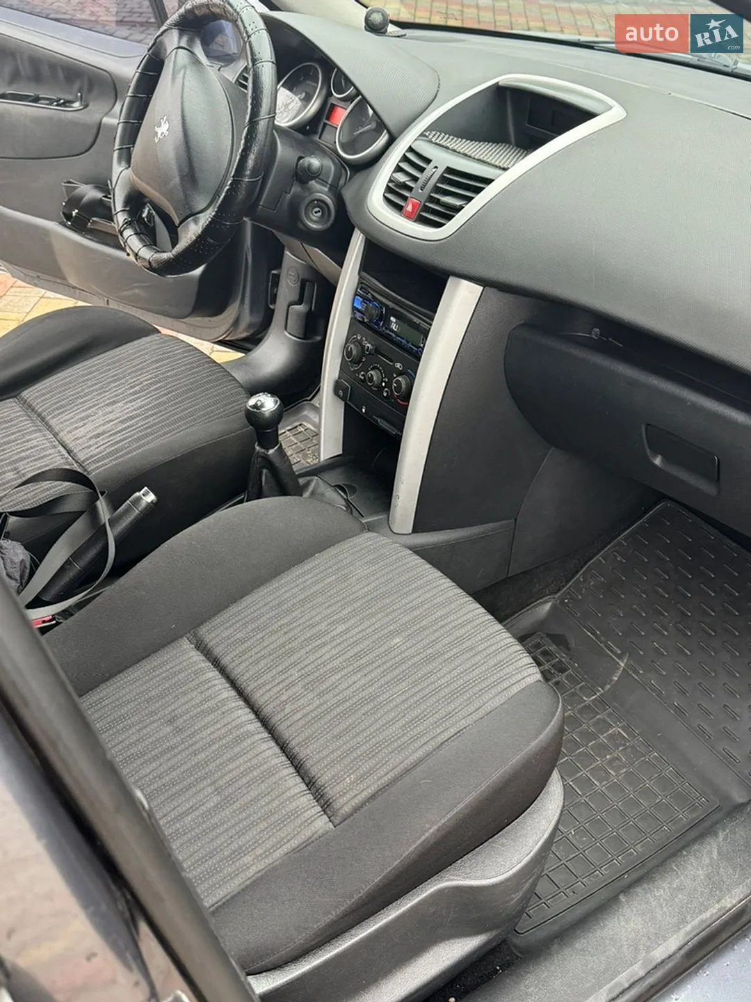 2010 Peugeot 207 - мініатюра 7
