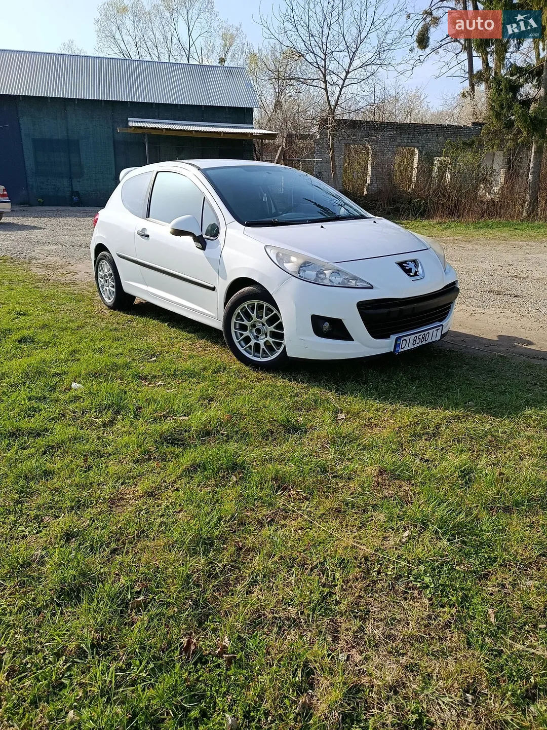 2010 Peugeot 207 - мініатюра 2