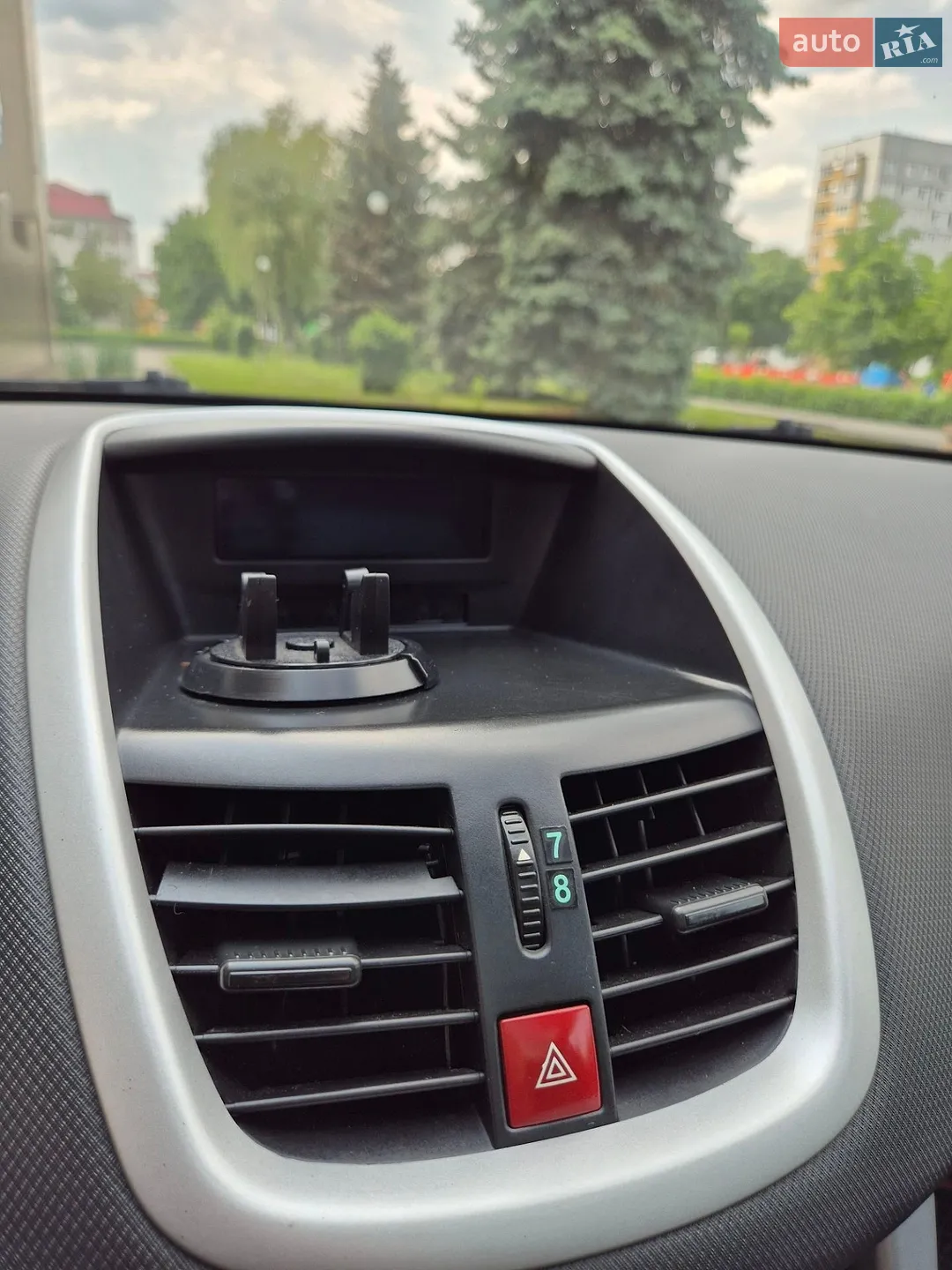 2012 Peugeot 207 - мініатюра 36