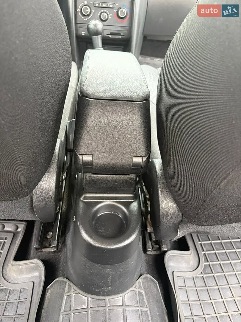 2010 Peugeot 207 - мініатюра 9