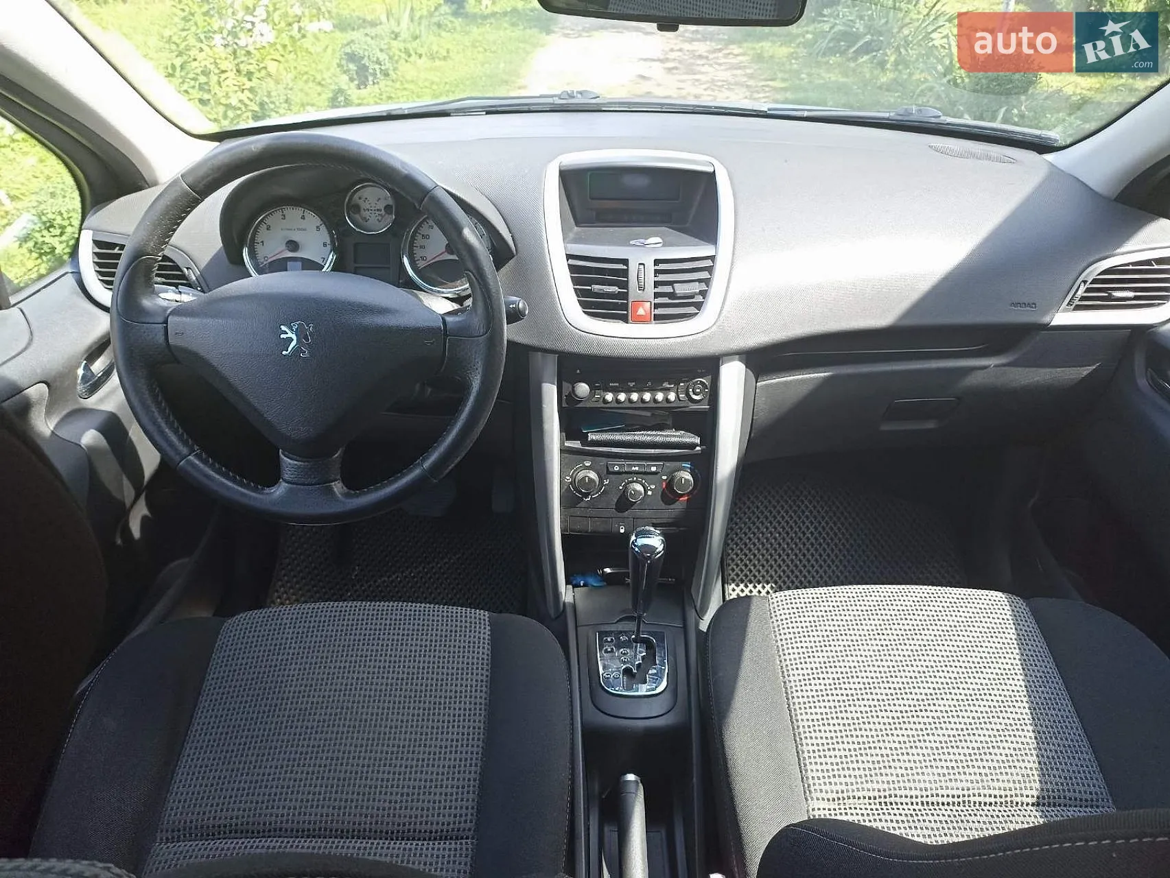 2010 Peugeot 207 - мініатюра 13