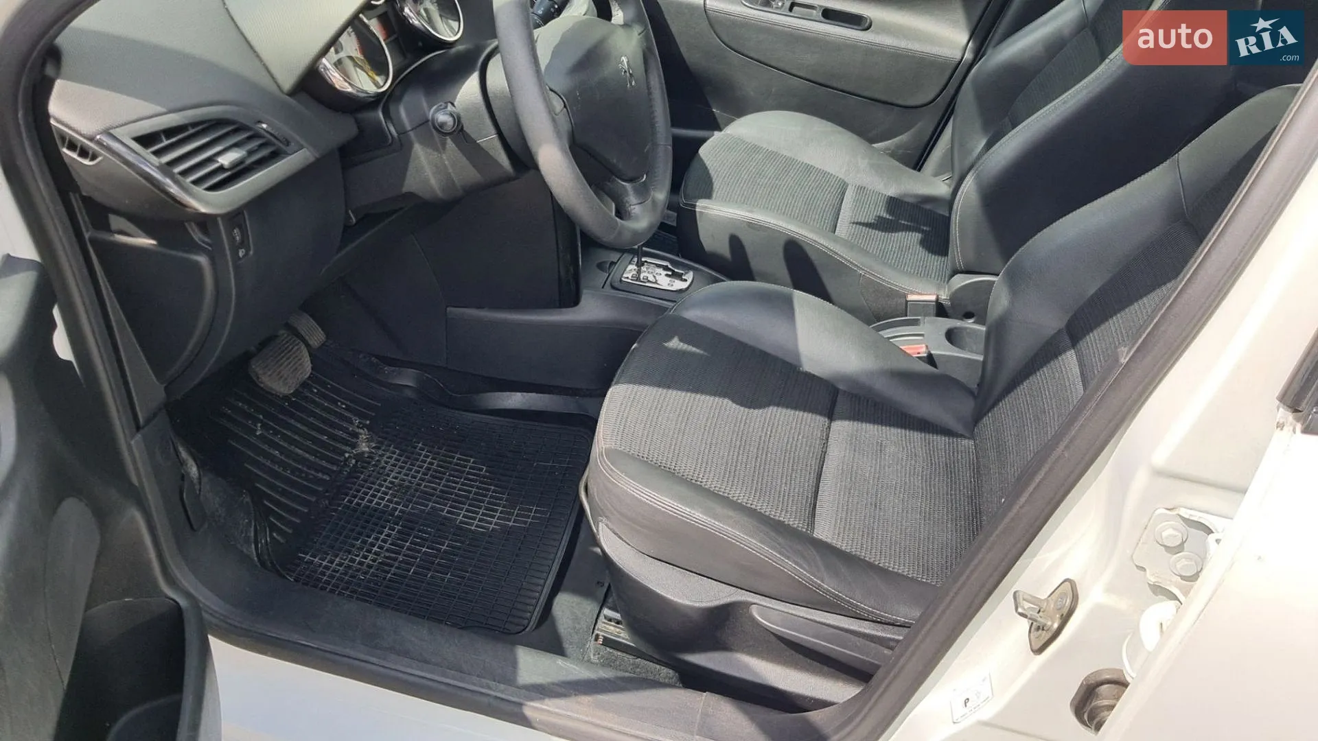 2011 Peugeot 207 - мініатюра 7