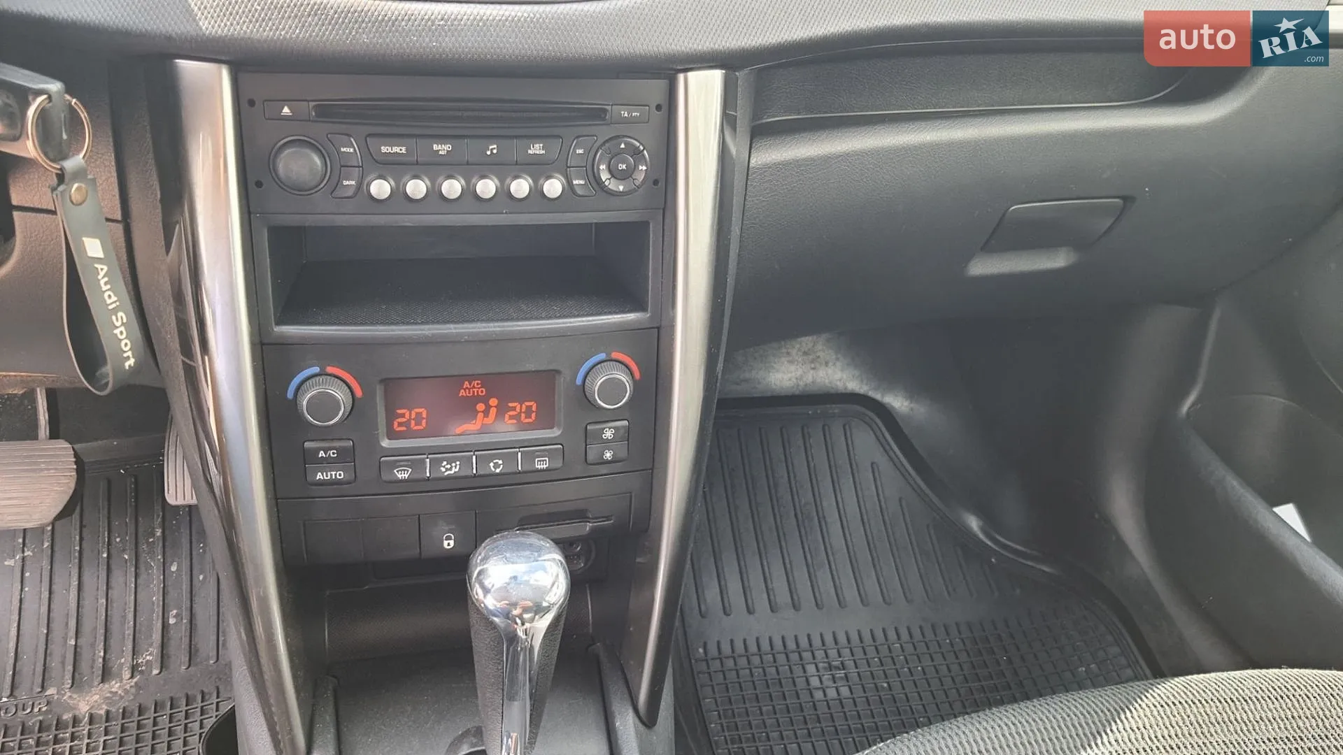 2011 Peugeot 207 - мініатюра 10