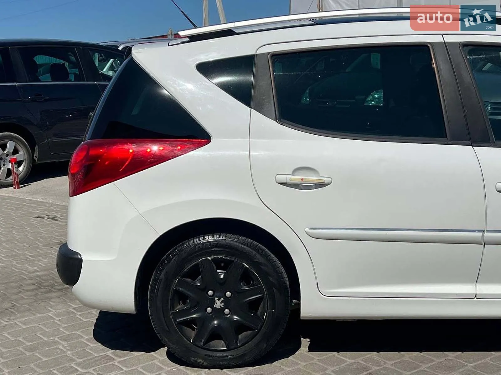 2010 Peugeot 207 - мініатюра 9