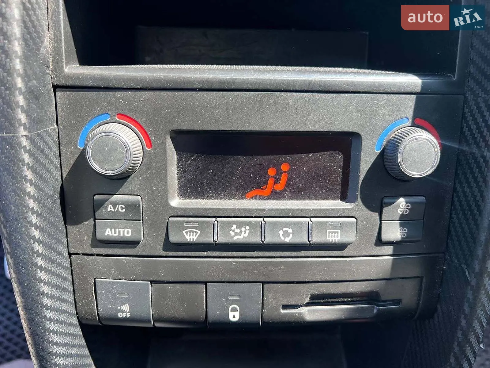 2010 Peugeot 207 - мініатюра 28