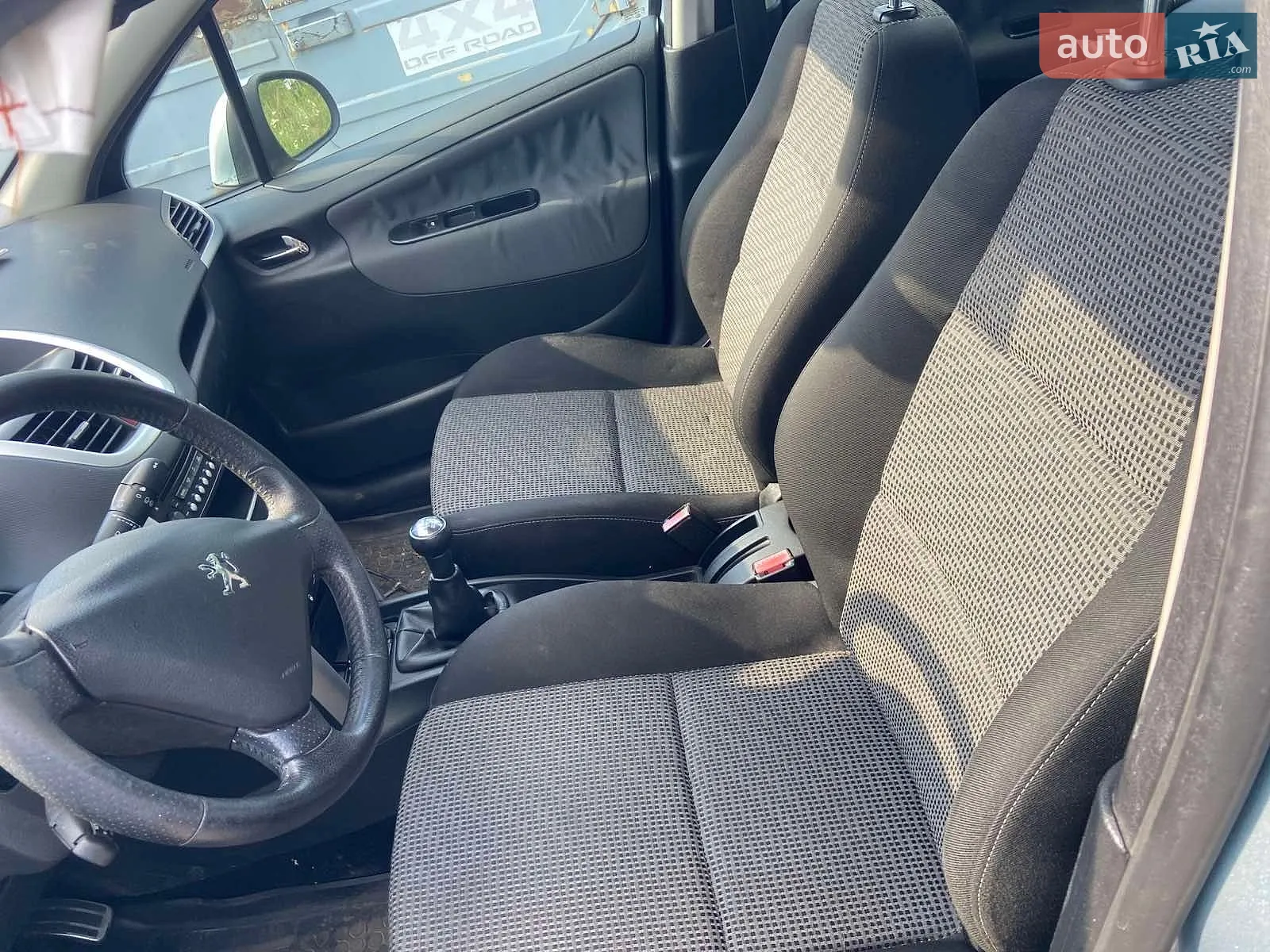 2010 Peugeot 207 - мініатюра 6