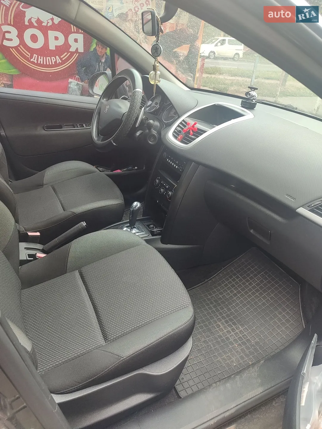 2010 Peugeot 207 - мініатюра 7