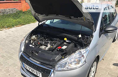 Хэтчбек Peugeot 208 2013 в Хмельницком