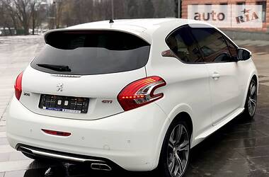 Хэтчбек Peugeot 208 2014 в Харькове