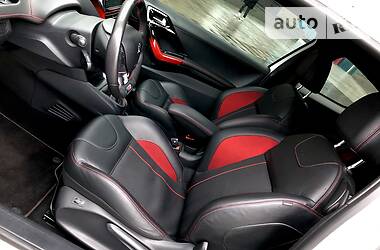 Хэтчбек Peugeot 208 2014 в Харькове