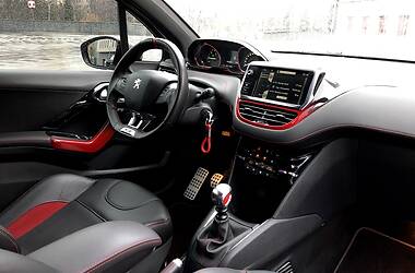 Хэтчбек Peugeot 208 2014 в Харькове