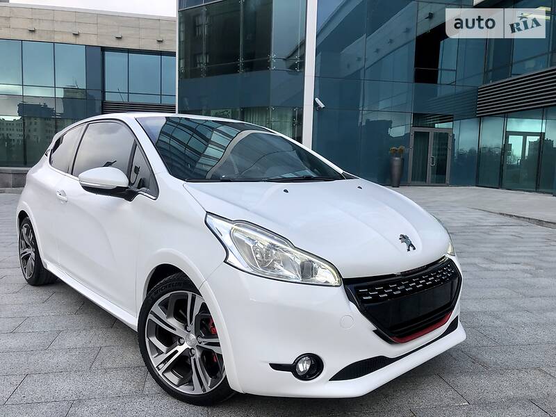 Хетчбек Peugeot 208 2014 в Харкові