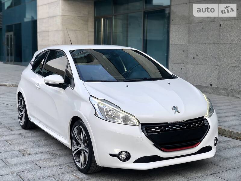 Хетчбек Peugeot 208 2014 в Харкові