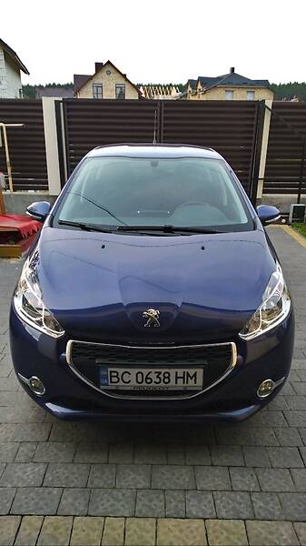 Хетчбек Peugeot 208 2013 в Львові фото 15 Хетчбек Peugeot 208 2013 в Львові