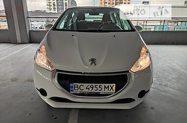Хэтчбек Peugeot 208 2013 в Львове