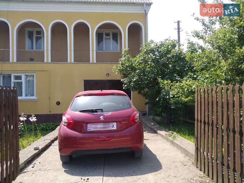 Хетчбек Peugeot 208 2014 в Хмельницькому