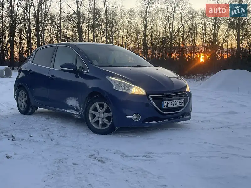 Peugeot 208