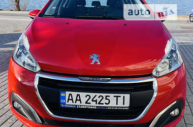 Хетчбек Peugeot 208 2017 в Києві