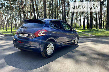 Хэтчбек Peugeot 208 2012 в Чернигове