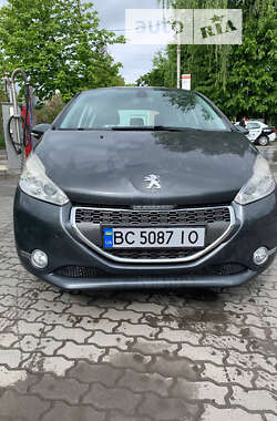 Хетчбек Peugeot 208 2012 в Львові