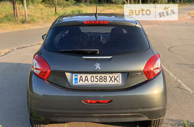 Хэтчбек Peugeot 208 2013 в Киеве