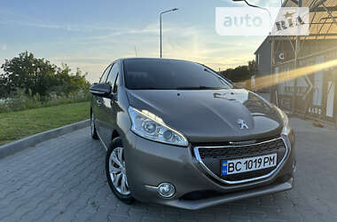 Хетчбек Peugeot 208 2013 в Львові