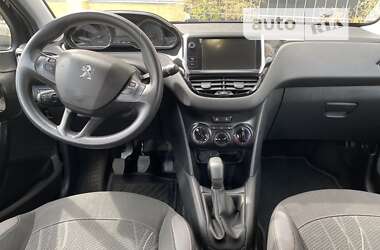 Хэтчбек Peugeot 208 2012 в Черкассах