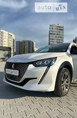 Позашляховик / Кросовер Peugeot 208 2022 в Львові