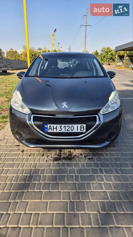 Хэтчбек Peugeot 208 2013 в Павлограде
