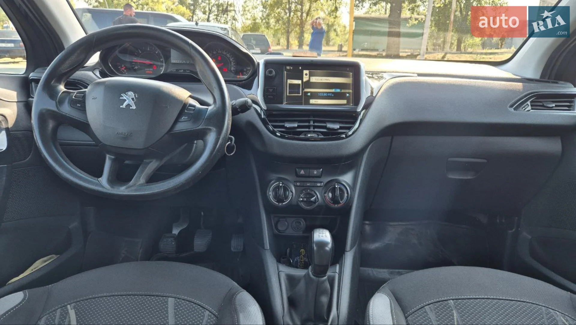 2013 Peugeot 208 - мініатюра 8