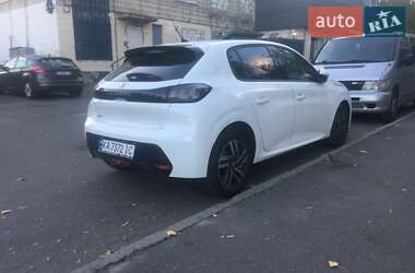 Хэтчбек Peugeot 208 2021 в Киеве