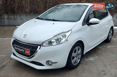 Хэтчбек Peugeot 208 2013 в Киеве