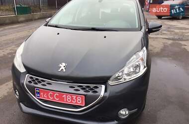 Хэтчбек Peugeot 208 2013 в Калуше