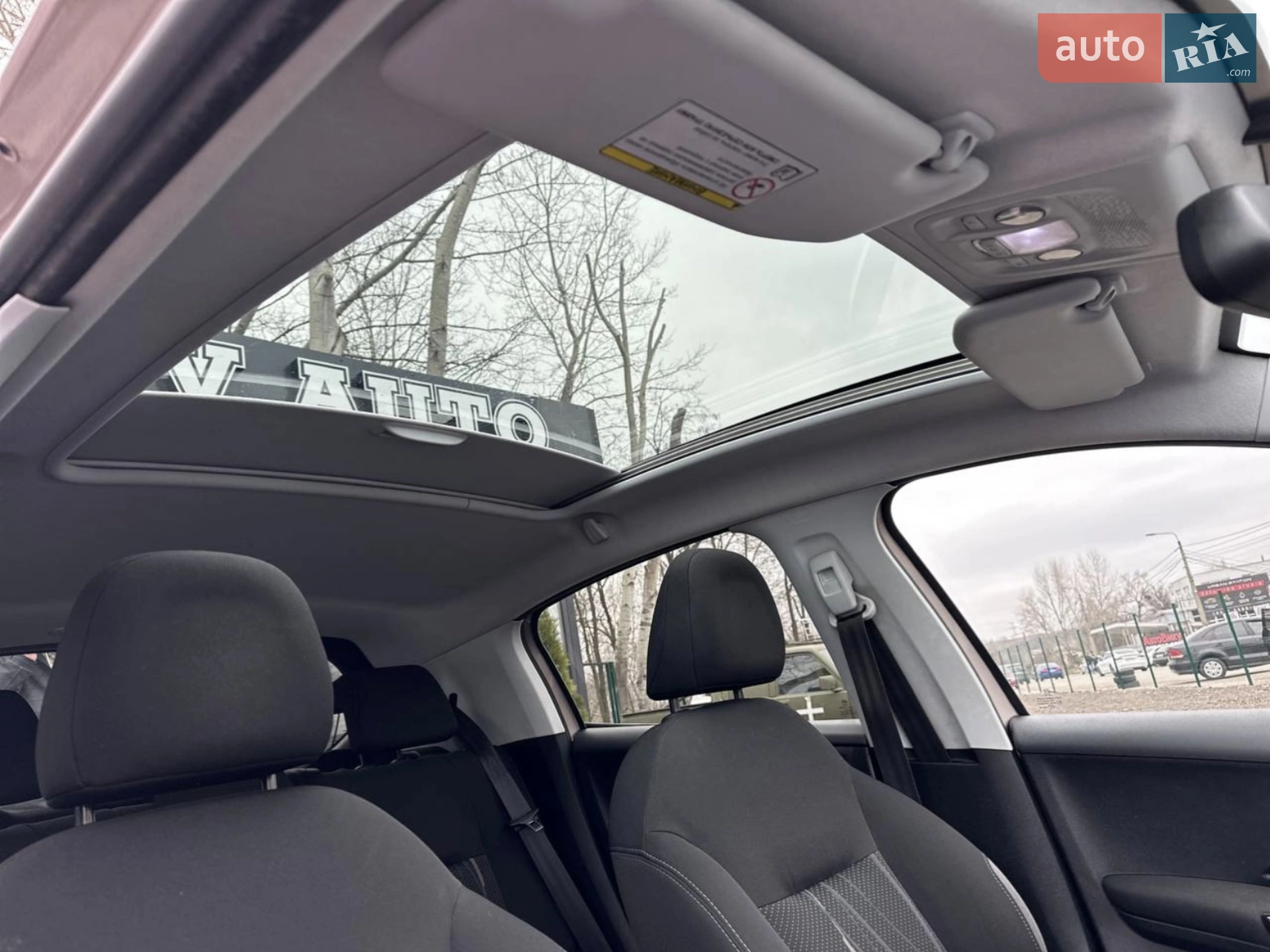 2013 Peugeot 208 - мініатюра 5