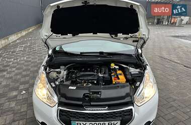 Хетчбек Peugeot 208 2013 в Хмельницькому