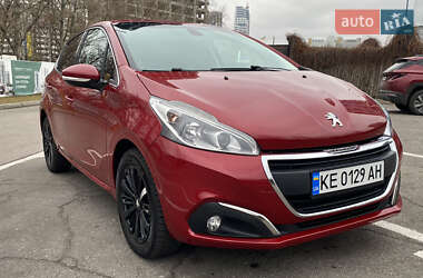 Хэтчбек Peugeot 208 2016 в Днепре