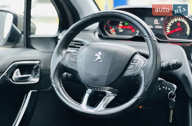 Хэтчбек Peugeot 208 2014 в Харькове