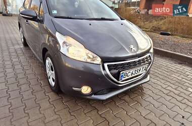 Хэтчбек Peugeot 208 2013 в Львове